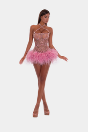 Rochie Albina Dyla scurta roz cu cristale si pene